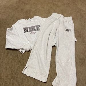 Nike Womens Sweat Set Size Small